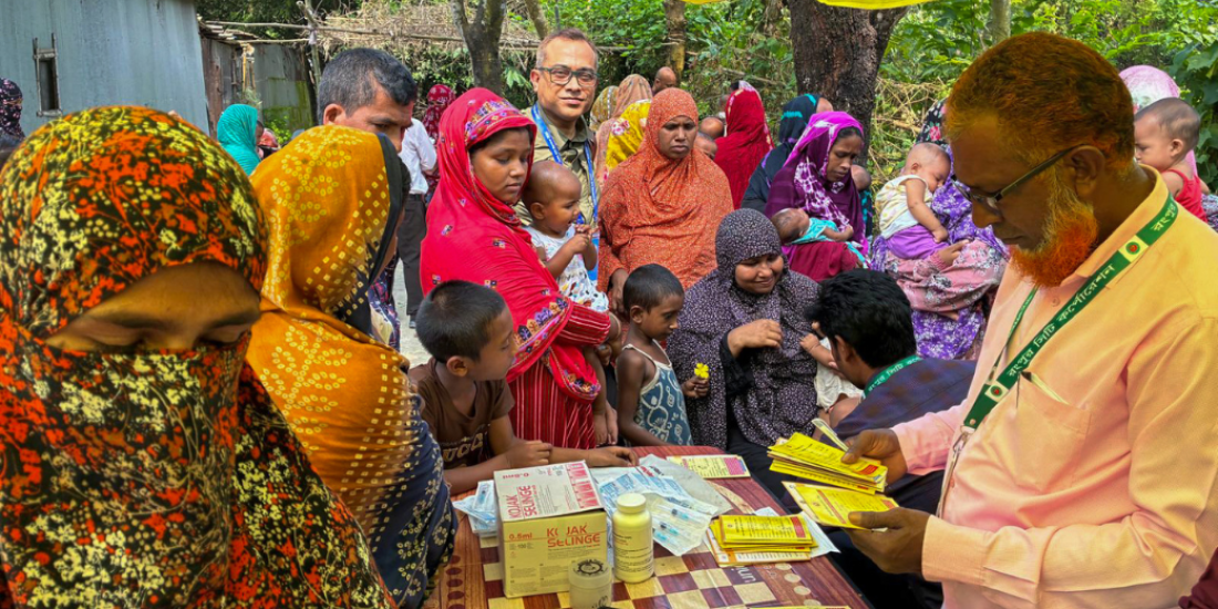 A community outreach immunisation session during the EPI review in Bangladesh